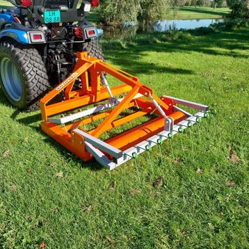 Kraffter Bodemvlakker spoorvolgend 220, Zakelijke goederen