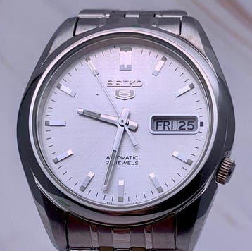 Seiko - Seiko 5 Automatic Day-Date - Zonder minimumprijs -