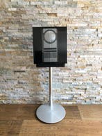 Bang & Olufsen - BeoSound 3200 - sur un support au sol rare.