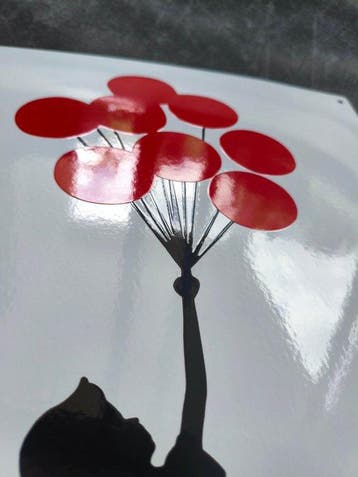 Banksy (1974) - enamel sign Banksy Girl with Baloons Herz