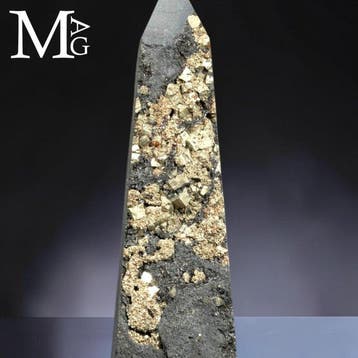 Kubische pyriet op leisteenmatrix Obelisk - Fascinerend, Verzamelen