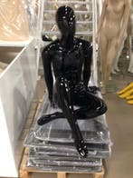 *TIP*  10x Nieuwe zittende herenetalagepoppen van a merk, Ophalen of Verzenden