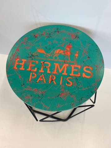 Rob VanMore - Tea-time by Hermes - ø50cm