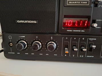 Grundig - Satellit 3400 Professional Radio mondiale