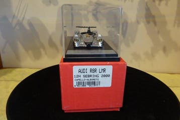 BBR 1:43 - Voiture miniature - Audi R8R LMR 12H Sebring 2000