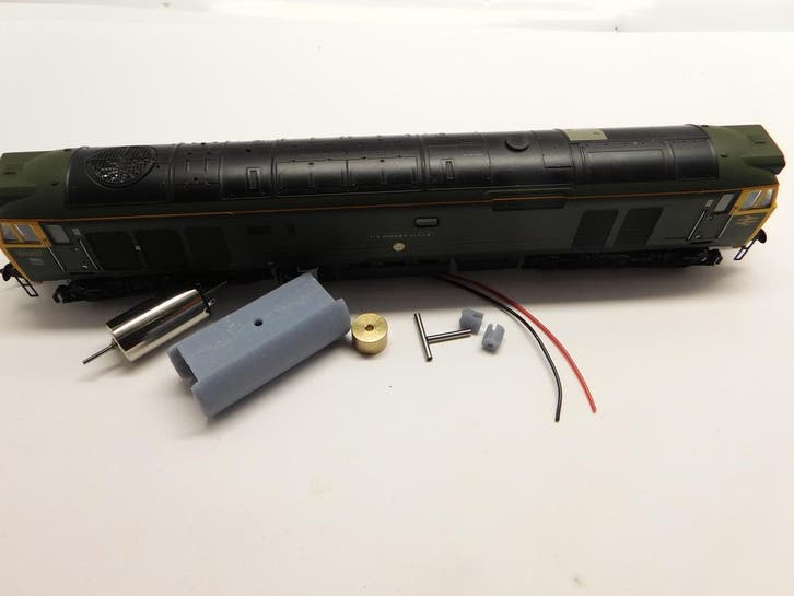 micromotor TH002C Hornby TT Class 50, Hobby & Loisirs créatifs, Trains miniatures | Échelles Autre, Envoi