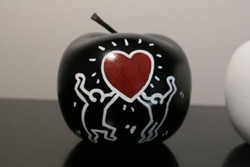 RichART - Lot de 2 pommes en hommage à Keith Haring - Série