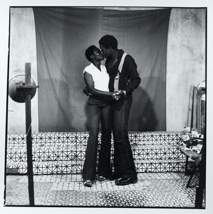 Sanlé Sory (1943–2023) - Le baiser, Antiek en Kunst, Kunst | Designobjecten