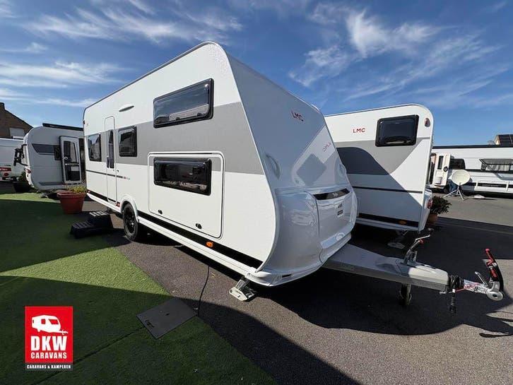 LMC Style 500 K Lift, Caravans en Kamperen, Caravans, 1250 - 1500 kg, Gascomfoor, Hordeur, Kachel, Koelkast, Ladder, Openslaande ramen