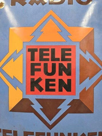 Emaille bord - radios TELEFUNKEN