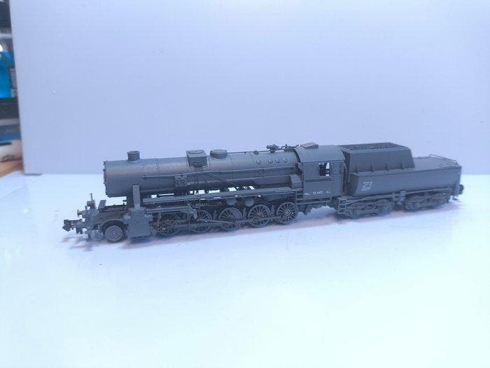 Fleischmann N - 715205 - Stoomlocomotief met tender (1) - BR, Hobby en Vrije tijd, Modeltreinen | N-Spoor