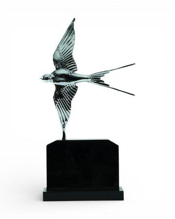 Signed - Sculpture, Swallow in Art Deco style - 48 cm -
