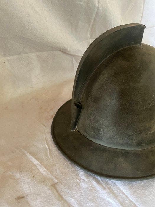 Staal, Adrian Replica Helm - 25 cm (Zonder minimumprijs), Verzamelen, Mineralen en Fossielen