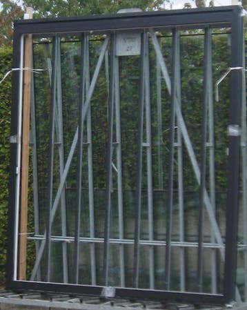 pvc raam , chassis , venster 225 x 252 wit / zwart ral 9005, Ophalen of Verzenden, Raamkozijn