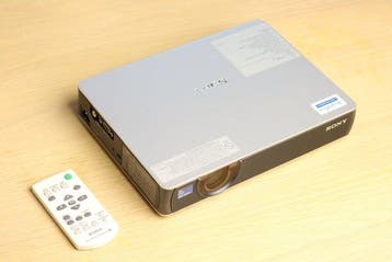 Sony VPL-MX20 beamer (just 161 lamphours) + Transportkoffer
