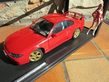 Solido 1:18 - Model sportwagen (2) - Nissan Silvia S15 en