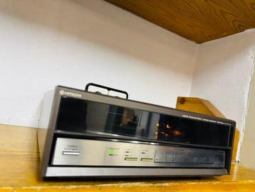 Hitachi - HT-L5 entièrement automatique à chargement, Nieuw