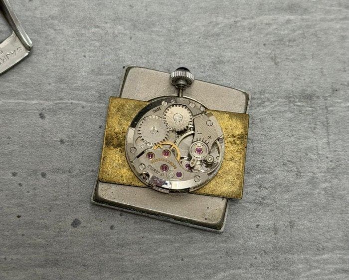 Baume & Mercier - Tank Allongee - Zonder minimumprijs -, Bijoux, Sacs & Beauté, Montres | Hommes