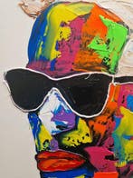 Henry Escobar - KARL LAGERFELD ( attention fond blanc )