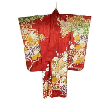 Koraal Furisode Kimono met veelkleurige wervelende golven,