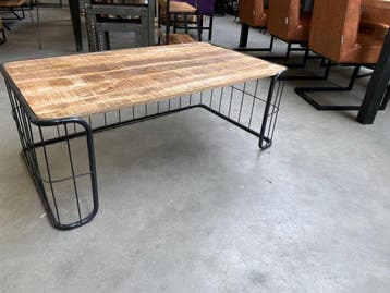 Salontafel, mangohout + metaal (nieuw, outlet), Nieuw, Overige houtsoorten