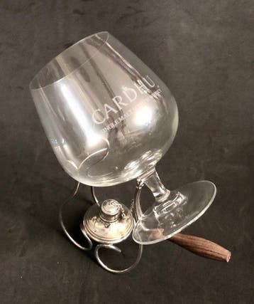 CARDHU - Bokaal (2) - A stunning , CARDHU , Brandy Warmer ., Antiek en Kunst
