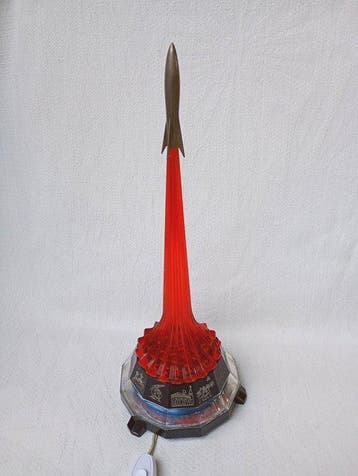 Yuzhmash USSR Nachtlamp Ruimtevaarttijdperk tot het 26e, Antiek en Kunst