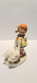 Goebel - Beeldje, partij van zes Hummel beeldjes - 10 cm -, Antiek en Kunst