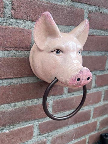 Ornement décoratif - Europe - Cochon en fonte