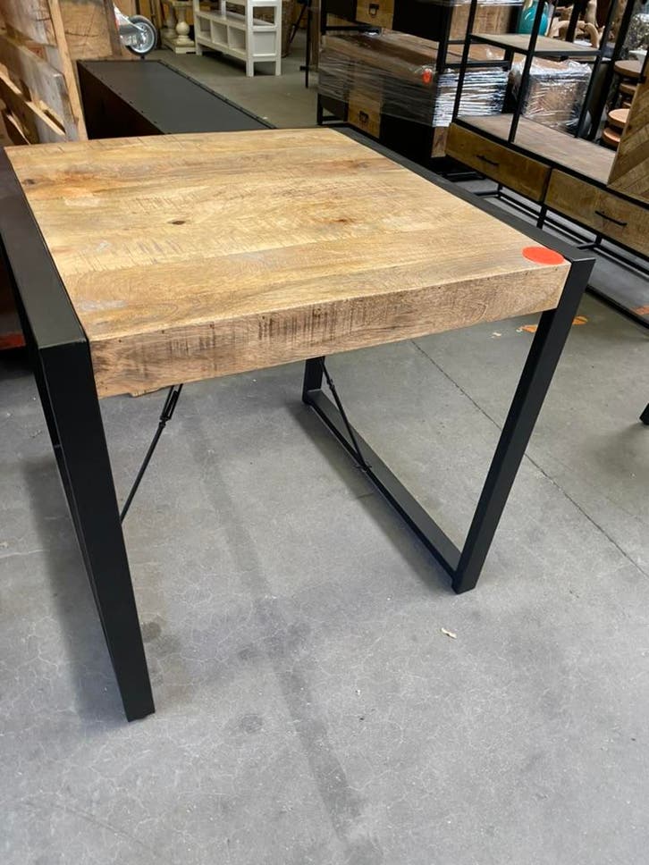 Britt eettafel 80/80 mangohout (nieuw, outlet), Maison & Meubles, Tables | Tables à manger