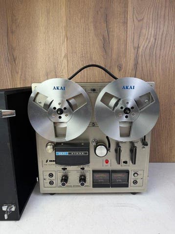 Akai - 1722-L - Versterkte 4-sporen draagbare Reel-to-reel, Nieuw
