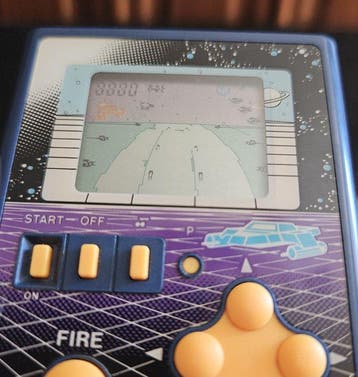 Casio - CG-81 Cosmo Thunder Alien Space Attack Lcd Game, Nieuw