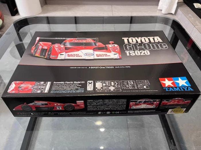 Tamiya 1:24 - Modelauto - Toyota GT-One TS020, Hobby en Vrije tijd, Modelauto's | 1:5 tot 1:12