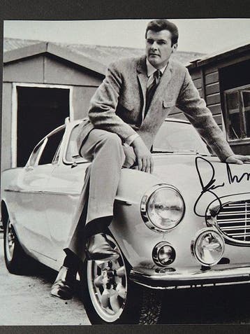 The Saint - Sir Roger Moore (+) with his Volvo P1800 -