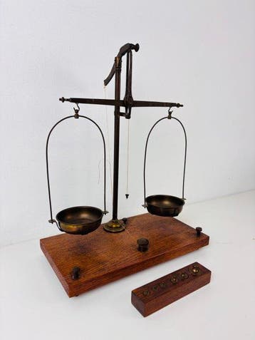 Apothekersweegschaal - Antieke apothekersbalans met, Antiek en Kunst