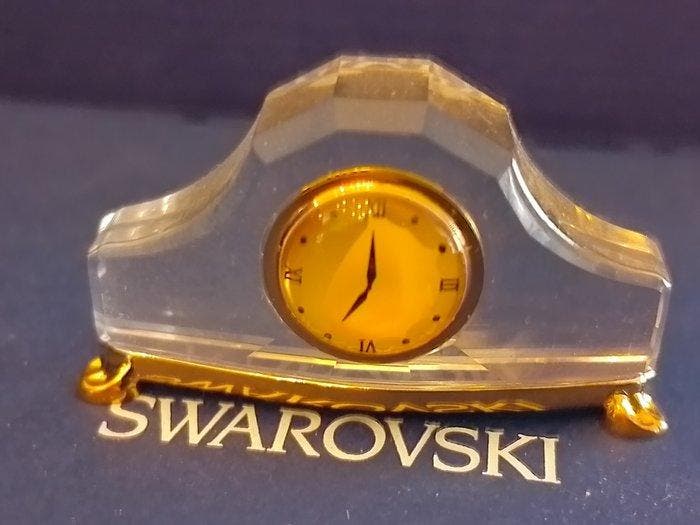 Swarovski - Beeldje - Mantle Clock - 200076 - Box +, Antiquités & Art, Curiosités & Brocante