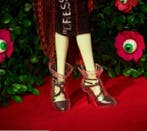 Mattel - Pop Off-White™ Monster High Electra Melody Doll -