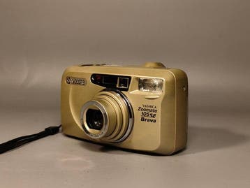 Kyocera, Yashica Zoomate 105SE Brava Analoge camera