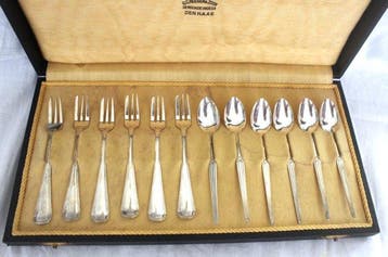 Bestekset (12) - .835 zilver - vorkjes en lepeltjes