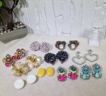 Themacollectie - Set van 17 vintage statement-oorbellen –