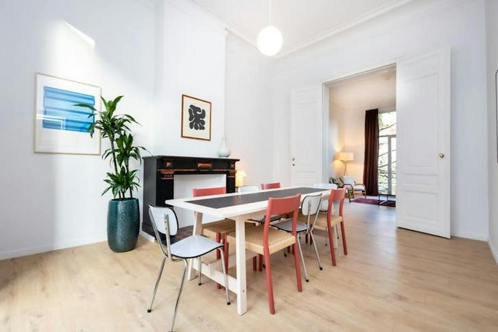 Appartement aan Chaussée de Charleroi, Saint-Gilles, Immo, Appartementen en Studio's te huur, 50 m² of meer