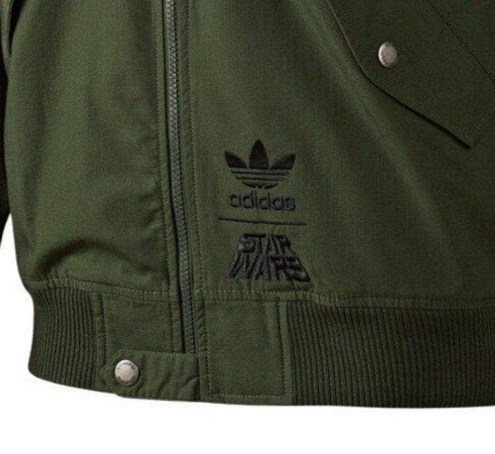 Star Wars - Adidas Size :L - - Film rekwisiet Adidas x Star, Verzamelen, Film en Tv
