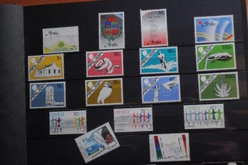 Aruba 1986/2014 - Collection postfrisée dans un classeur de
