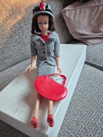 Mattel - Poupée Barbie Career woman - 1960-1970