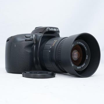 Minolta 303si + Sigma 3.5-5.6/28-80mm Aspherical | Analoge, Nieuw
