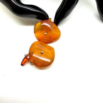 Anciens boutons de manchette avec cabochons en ambre
