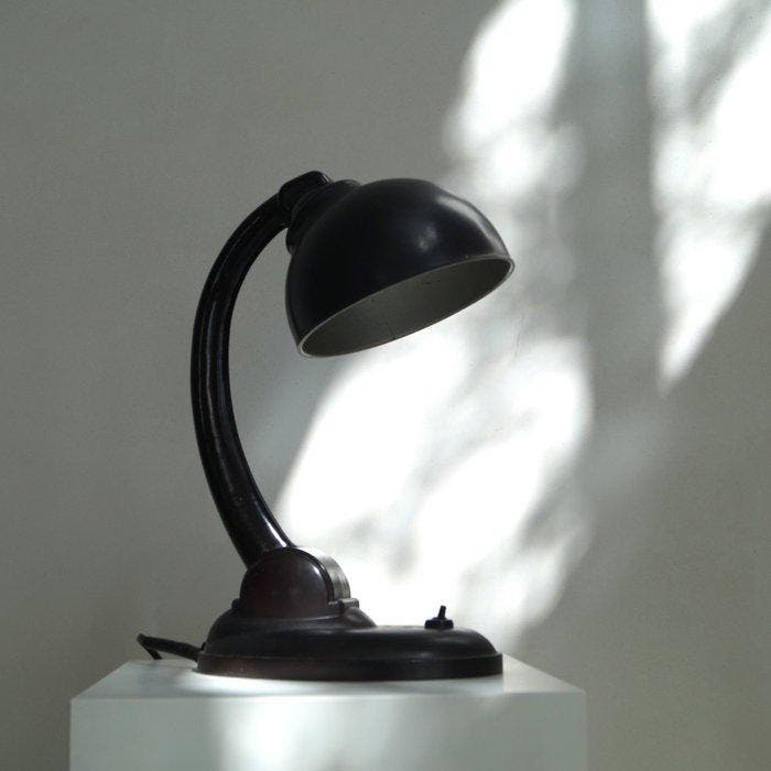 ESC - Erik Kirkman Cole - Lampe de bureau - Type 11126 -, Antiek en Kunst, Kunst | Designobjecten