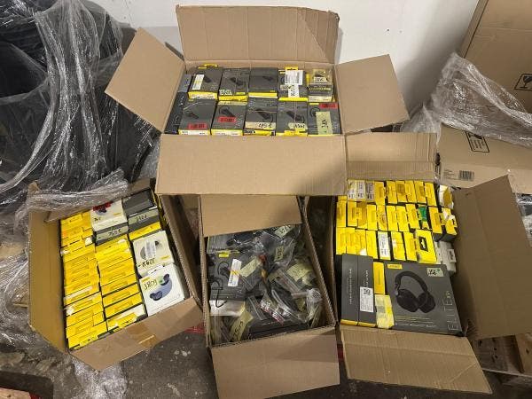 Veiling - MEGA partij 291x Jabra headsets en meer – twv ?, Articles professionnels, Stock & Retail | Stocks