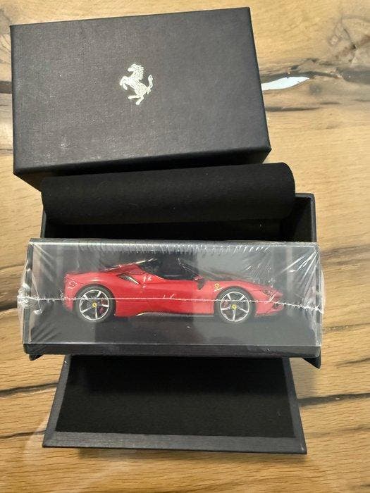 Ferrari - MR Models 1:43 - Modelauto - Ferrari SF90 SPIDER, Hobby & Loisirs créatifs, Voitures miniatures | 1:5 à 1:12