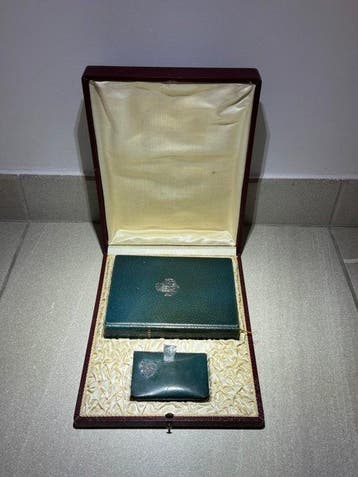 Katholieke devotie-set Doos (3) - Zijde, Leder, Papier,